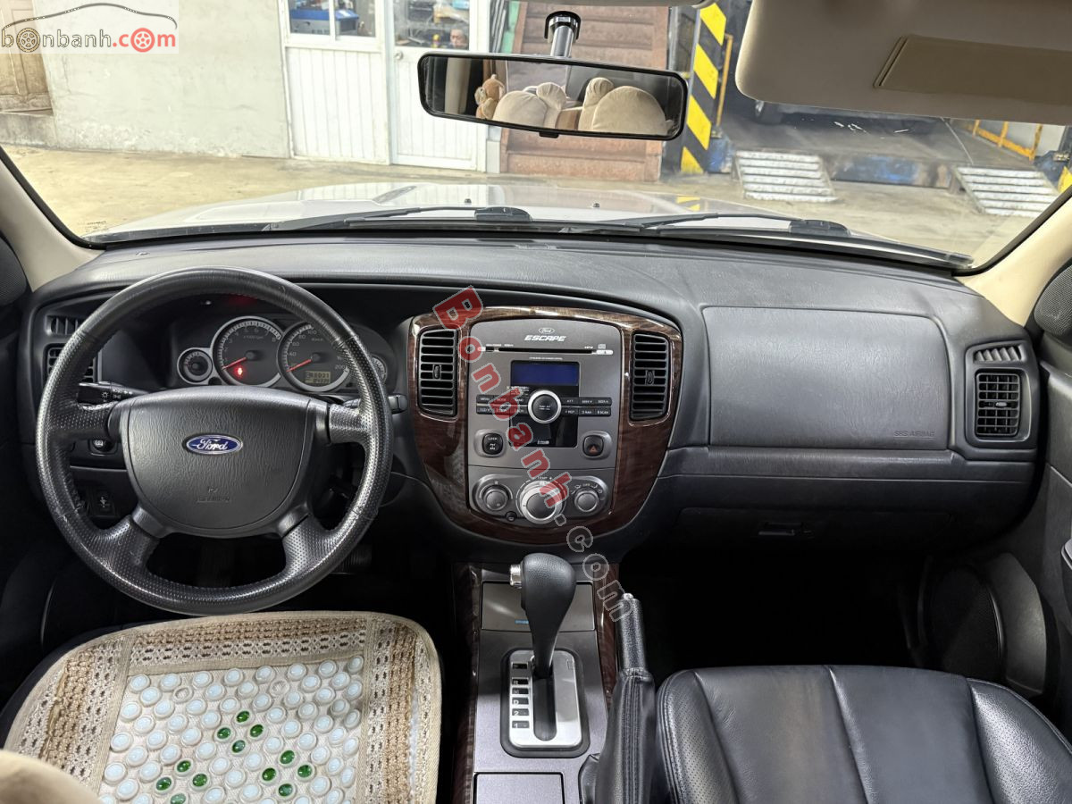 Bán ô tô Ford Escape XLT 2.3L 4x4 AT - 2013 - xe cũ