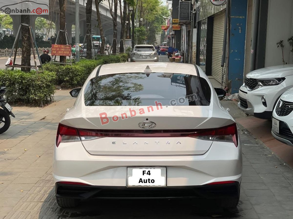 Bán ô tô Hyundai Elantra 1.6 AT Tiêu chuẩn - 2022 - xe cũ