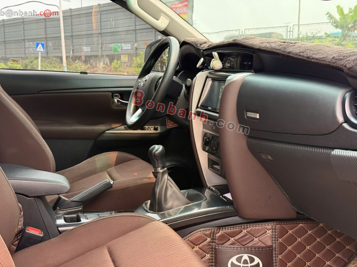 Bán ô tô Toyota Fortuner 2.4G 4x2 MT - 2018 - xe cũ