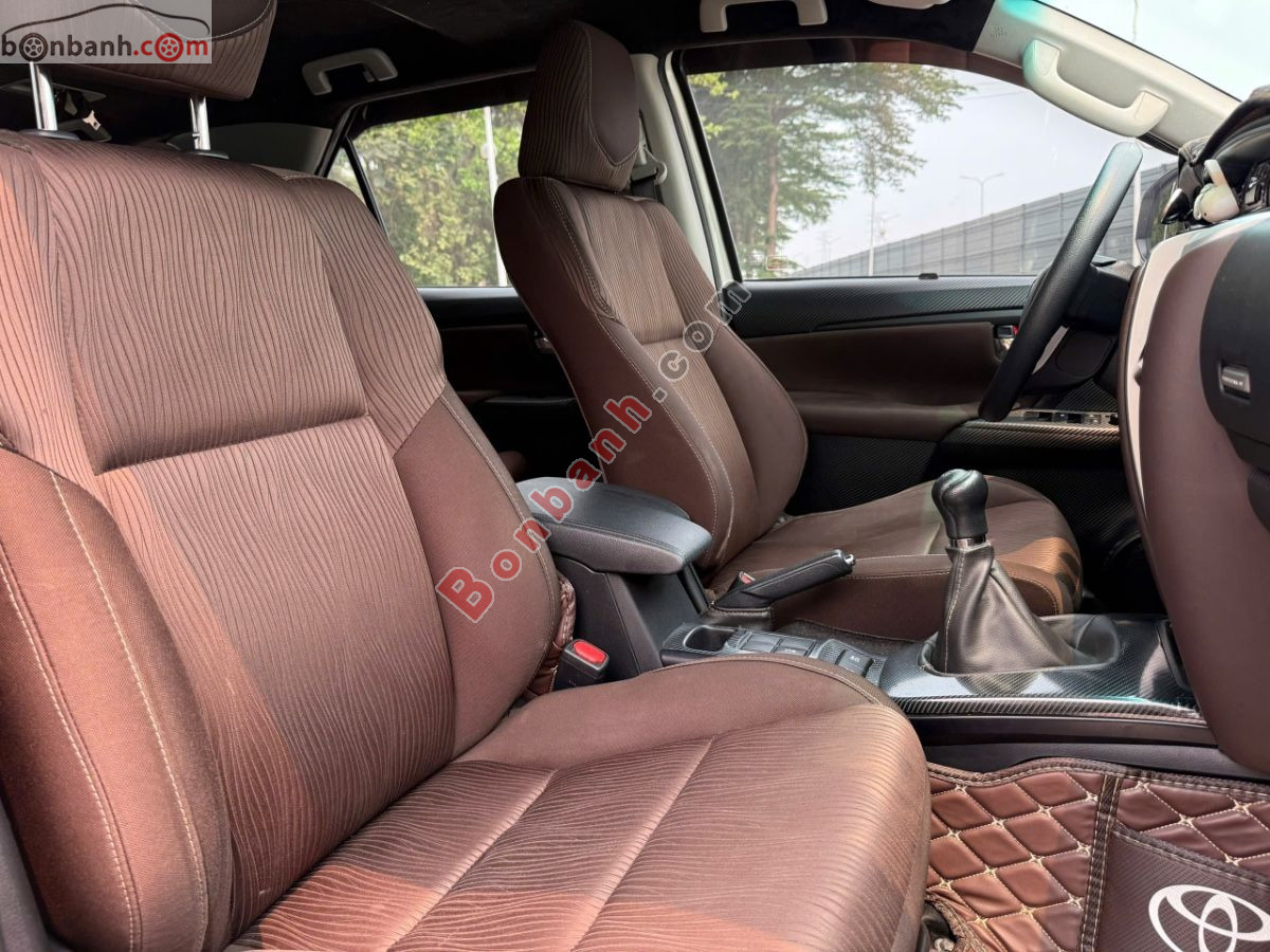 Bán ô tô Toyota Fortuner 2.4G 4x2 MT - 2018 - xe cũ