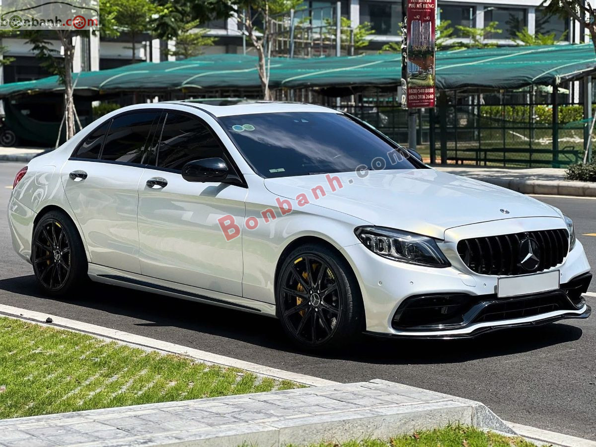 Bán ô tô Mercedes Benz C class C300 AMG - 2019 - xe cũ