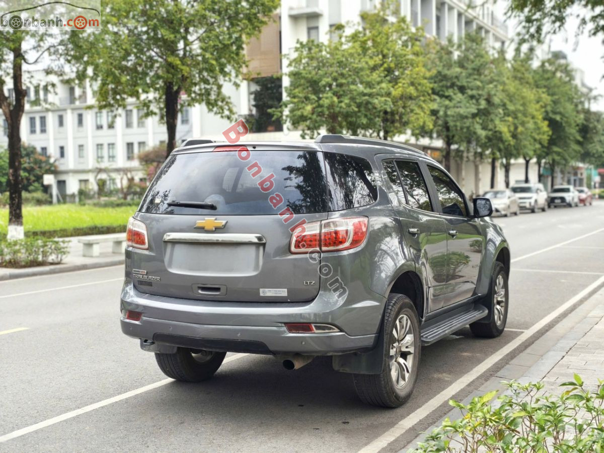 Bán ô tô Chevrolet Trailblazer LTZ 2.5L VGT 4x4 AT - 2018 - xe cũ