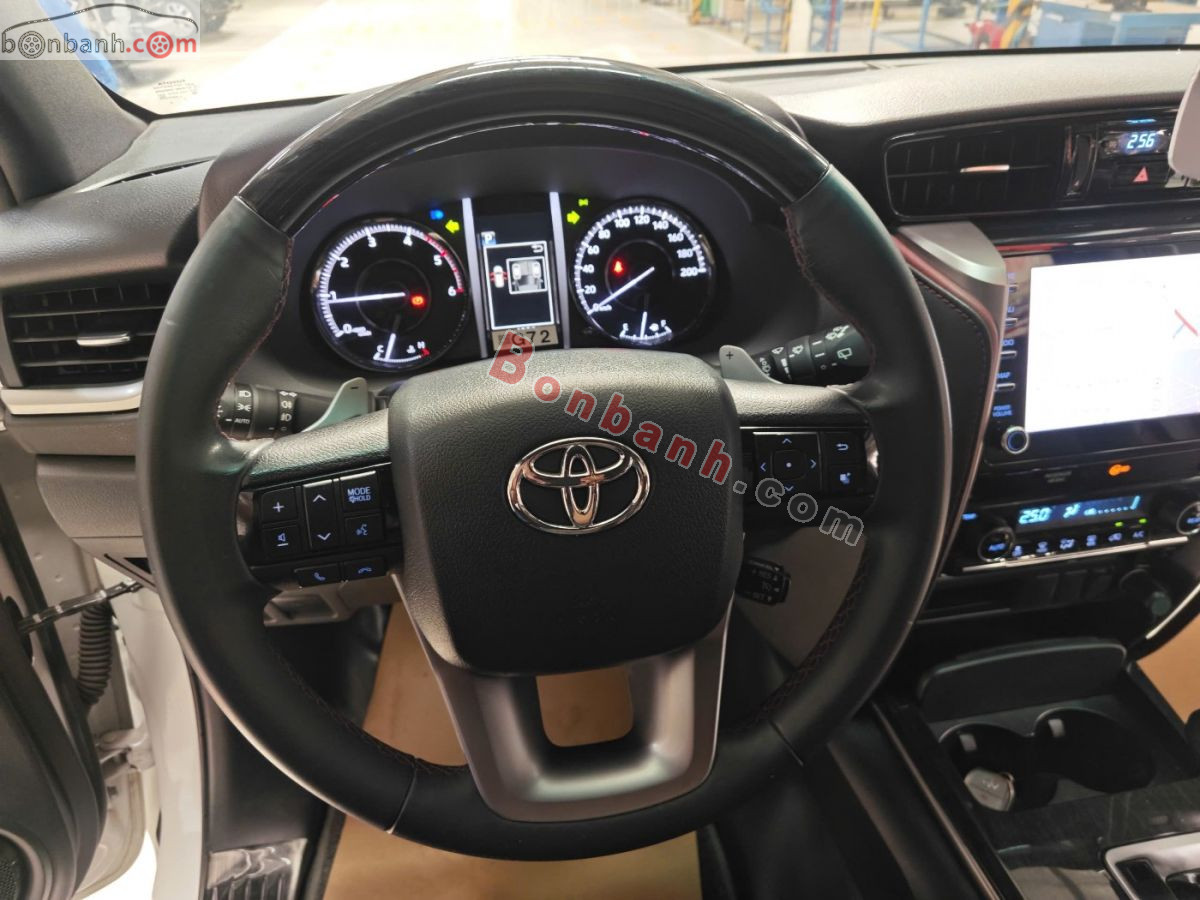 Bán ô tô Toyota Fortuner 2.4G 4x2 AT Legender - 2021 - xe cũ