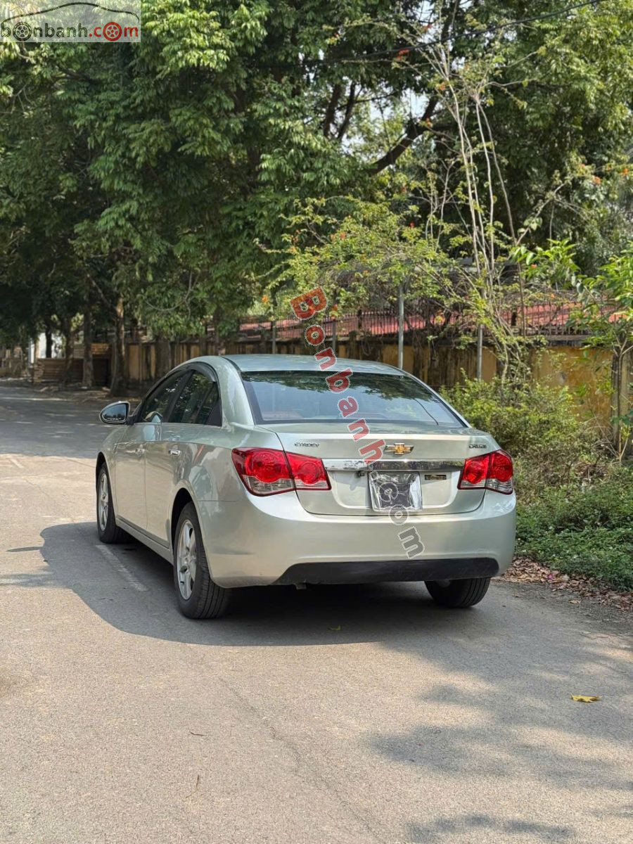 Bán ô tô Chevrolet Cruze LT 1.8 MT - 2012 - xe cũ