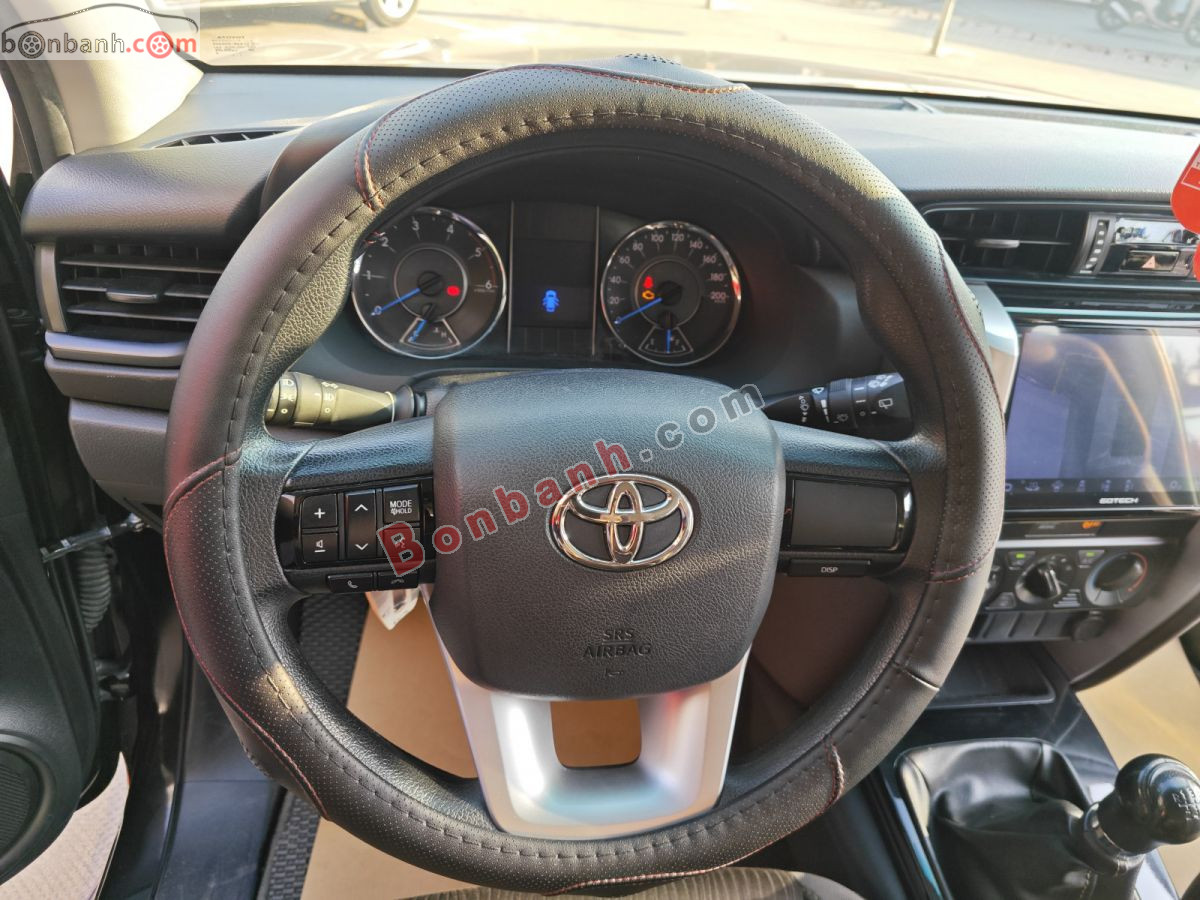 Bán ô tô Toyota Fortuner 2.4G 4x2 MT - 2019 - xe cũ