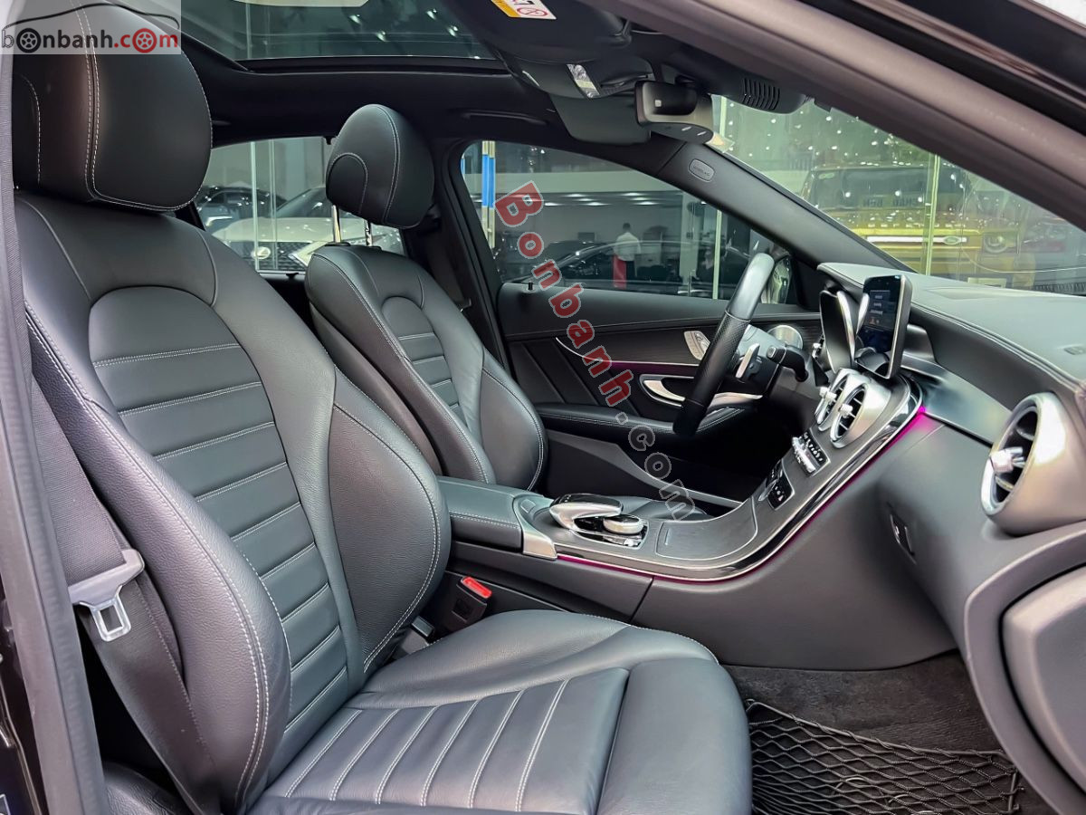 Bán ô tô Mercedes Benz C class C300 AMG - 2020 - xe cũ