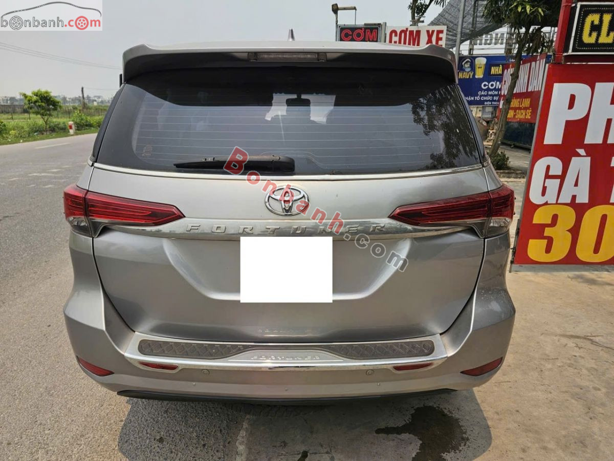 Bán ô tô Toyota Fortuner 2.4G 4x2 MT - 2017 - xe cũ