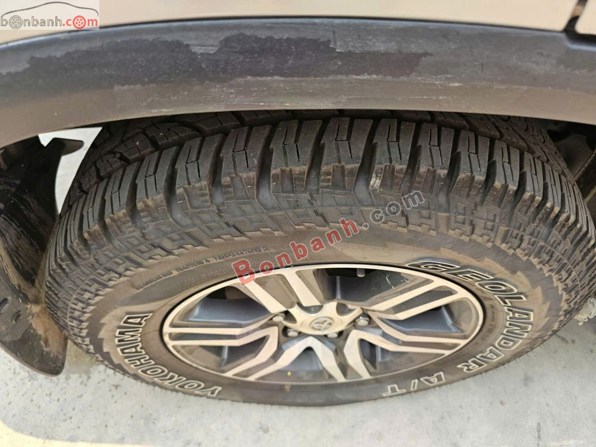 Bán ô tô Toyota Fortuner 2.4G 4x2 MT - 2017 - xe cũ