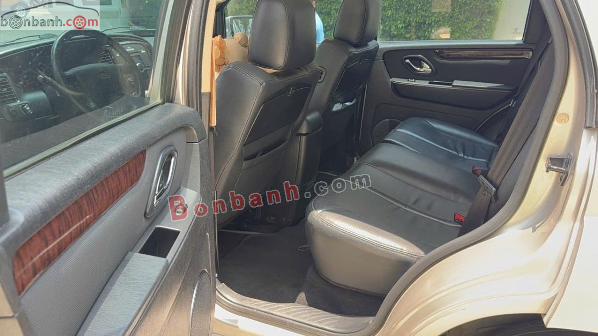 Bán ô tô Ford Escape XLT 2.3L 4x4 AT - 2013 - xe cũ