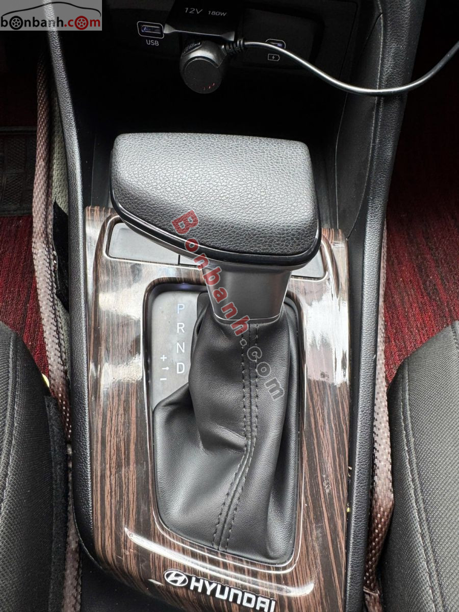 Bán ô tô Hyundai Accent 1.5 AT - 2024 - xe cũ