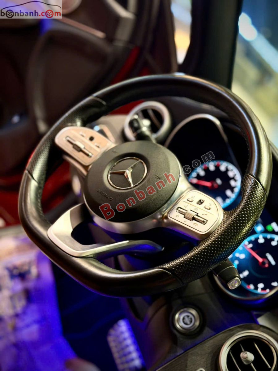 Bán ô tô Mercedes Benz C class C300 AMG - 2019 - xe cũ