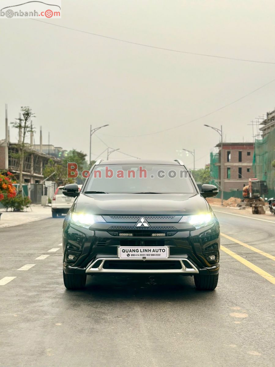 Bán ô tô Mitsubishi Outlander Premium 2.0 CVT - 2022 - xe cũ