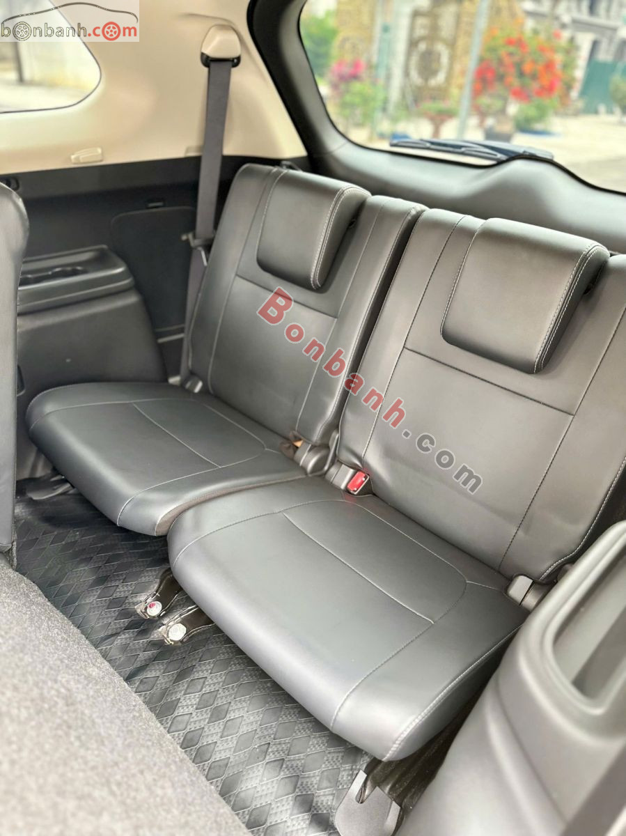 Bán ô tô Mitsubishi Outlander Premium 2.0 CVT - 2022 - xe cũ