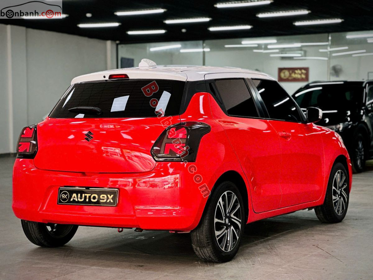 Bán ô tô Suzuki Swift GLX 1.2 AT - 2022 - xe cũ