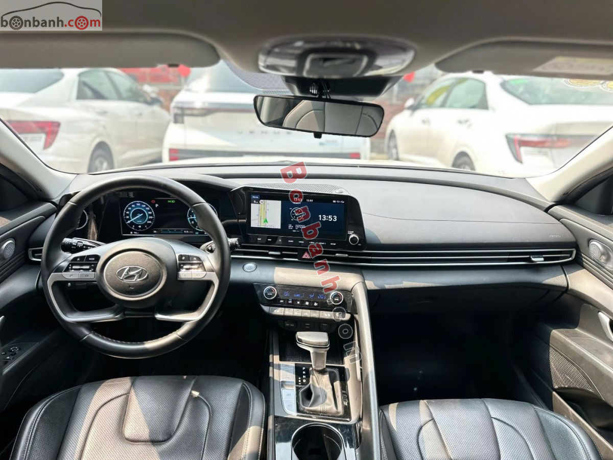 Bán ô tô Hyundai Elantra 2.0 AT Cao cấp - 2022 - xe cũ