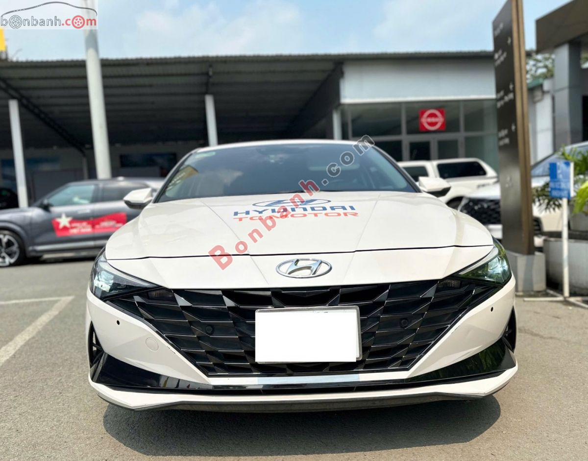 Bán ô tô Hyundai Elantra 2.0 AT Cao cấp - 2022 - xe cũ