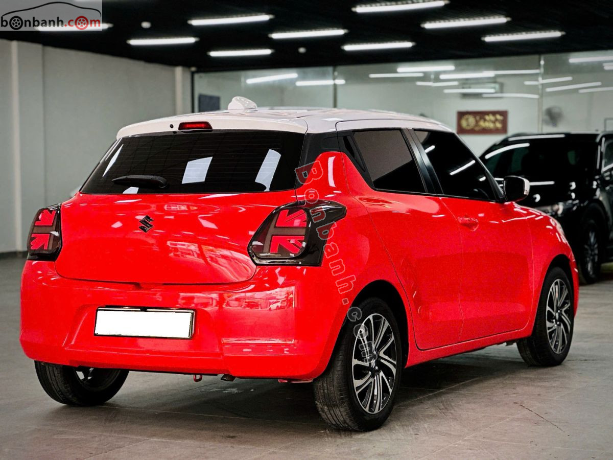 Bán ô tô Suzuki Swift GLX 1.2 AT - 2022 - xe cũ