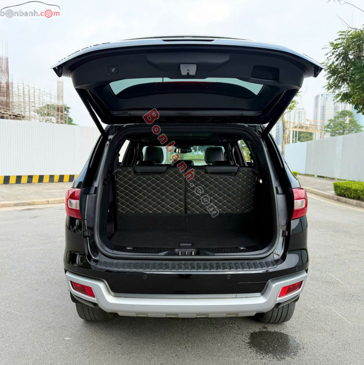 Bán ô tô Ford Everest Titanium 2.0L 4x2 AT - 2022 - xe cũ