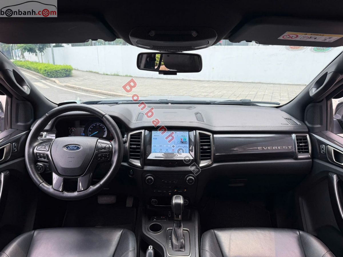 Bán ô tô Ford Everest Titanium 2.0L 4x2 AT - 2022 - xe cũ