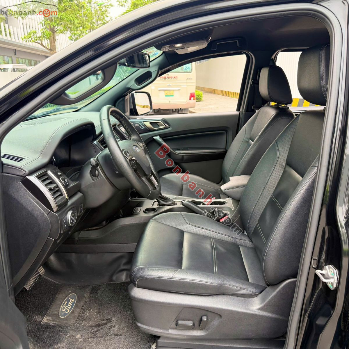 Bán ô tô Ford Everest Titanium 2.0L 4x2 AT - 2022 - xe cũ