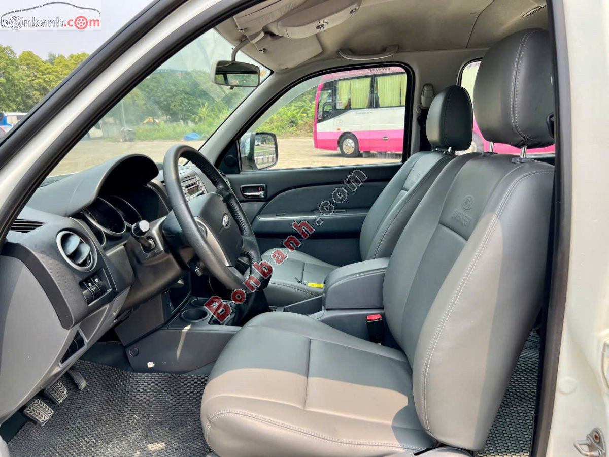 Bán ô tô Ford Everest 2.5L 4x2 MT - 2014 - xe cũ