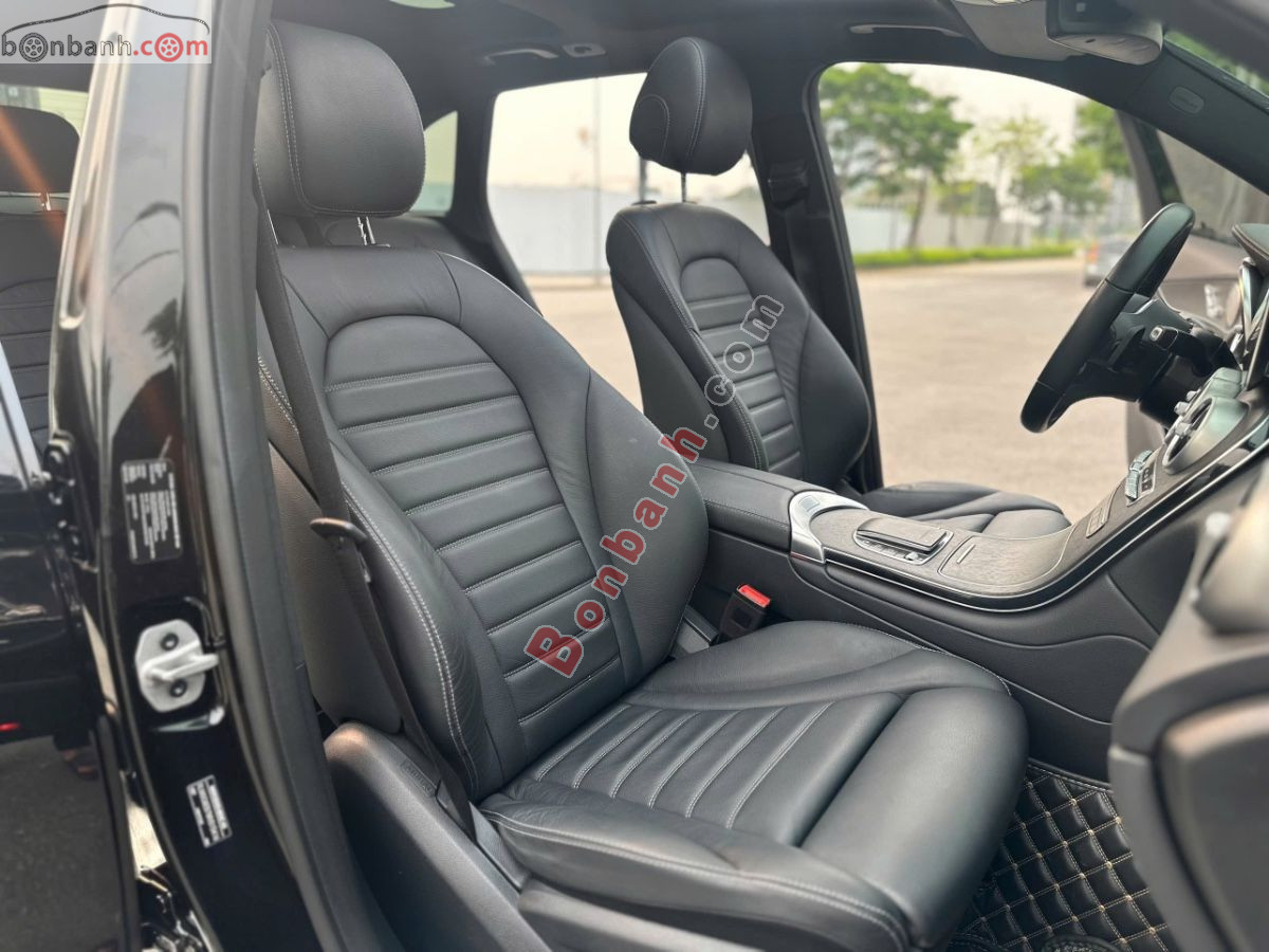 Bán ô tô Mercedes Benz GLC 300 4Matic - 2021 - xe cũ