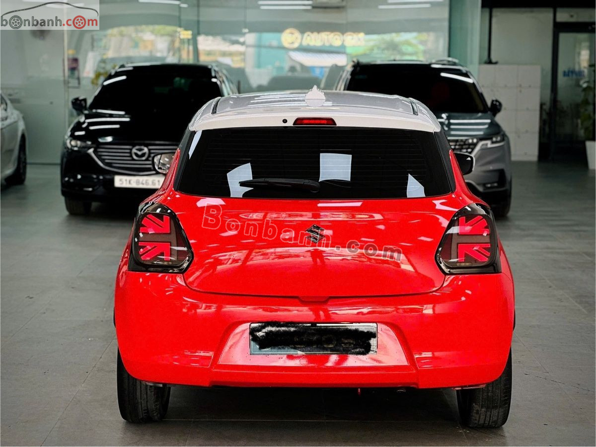 Bán ô tô Suzuki Swift GLX 1.2 AT - 2022 - xe cũ