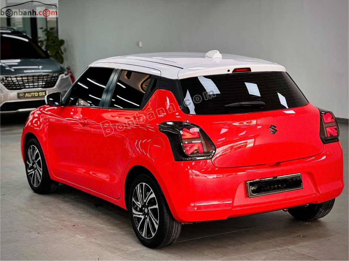 Bán ô tô Suzuki Swift GLX 1.2 AT - 2022 - xe cũ