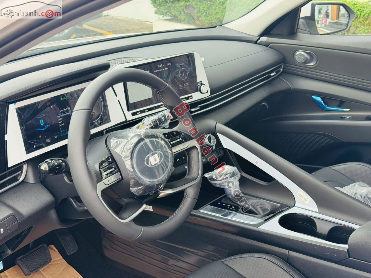 Bán ô tô Hyundai Elantra 1.6 AT Đặc biệt - 2025 - xe mới