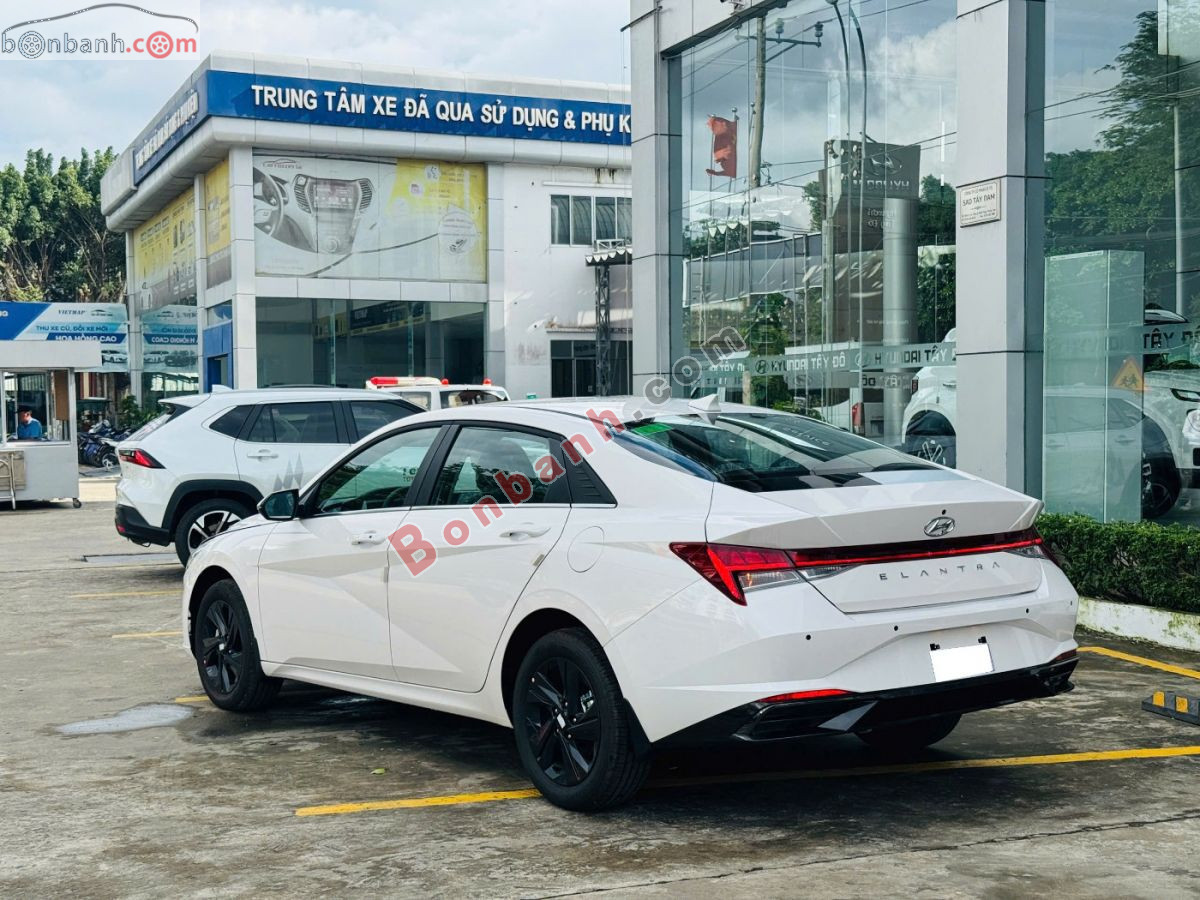 Bán ô tô Hyundai Elantra 1.6 AT Đặc biệt - 2025 - xe mới