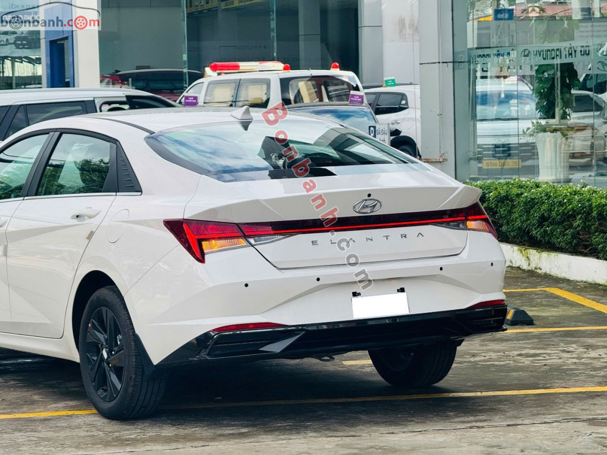 Bán ô tô Hyundai Elantra 1.6 AT Đặc biệt - 2025 - xe mới