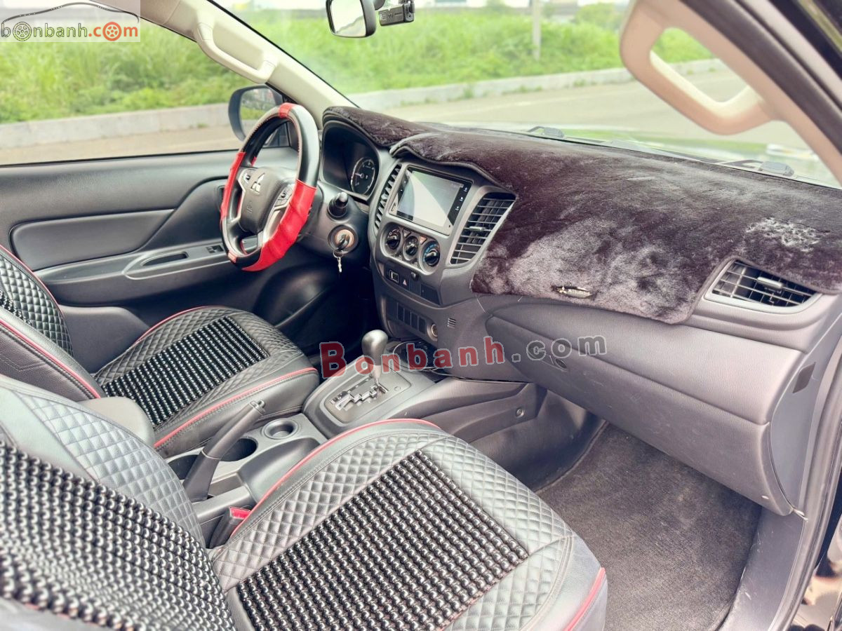 Bán ô tô Mitsubishi Triton 4x2 AT - 2023 - xe cũ