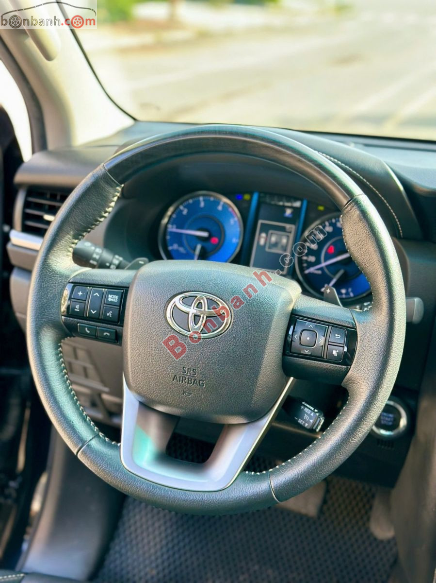 Bán ô tô Toyota Fortuner 2.4L 4x2 AT - 2022 - xe cũ