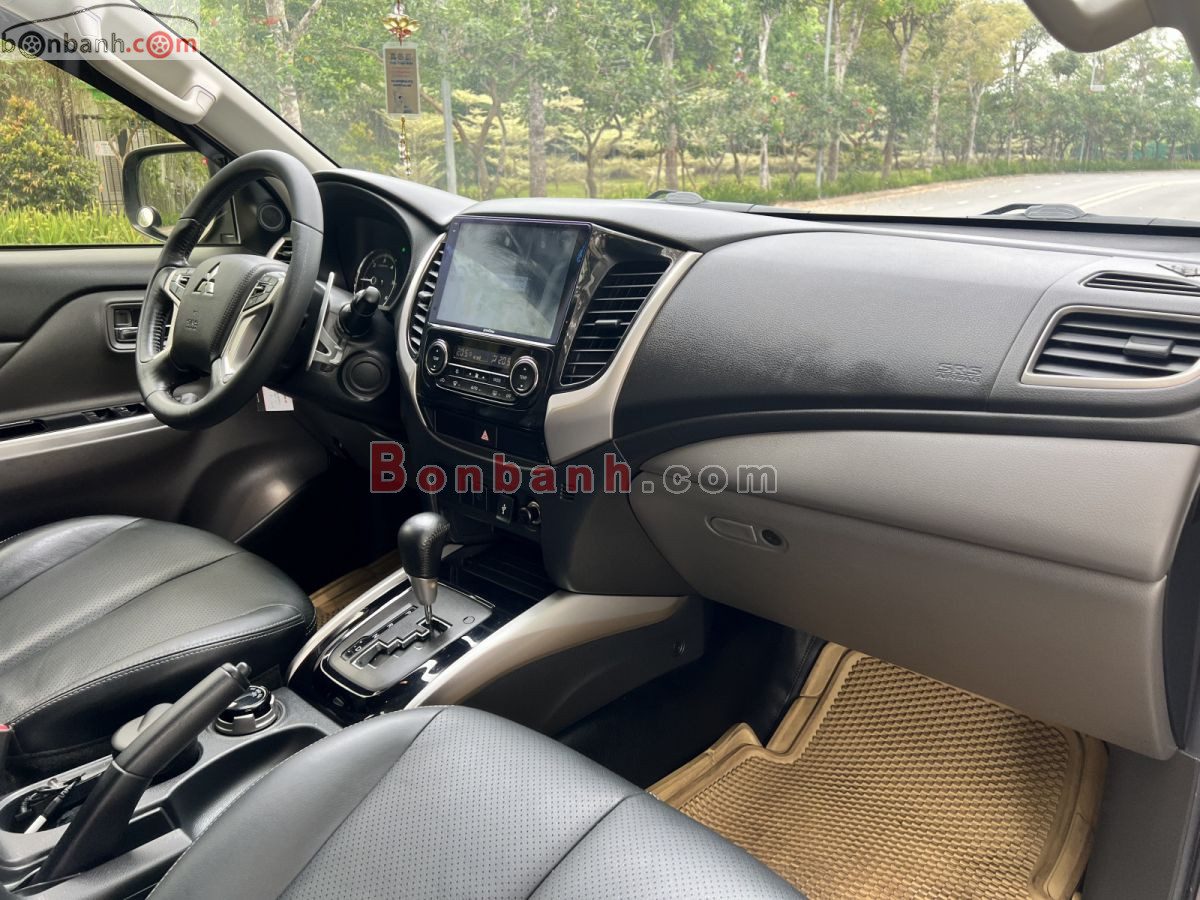 Bán ô tô Mitsubishi Triton 4x4 AT Mivec - 2017 - xe cũ