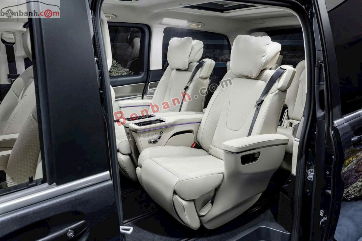 Bán ô tô Mercedes Benz V class V300 AMG - 2025 - xe mới