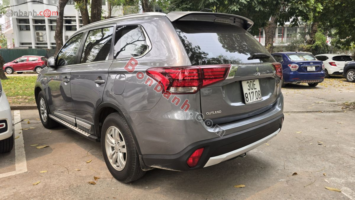Bán ô tô Mitsubishi Outlander 2.0 STD - 2016 - xe cũ