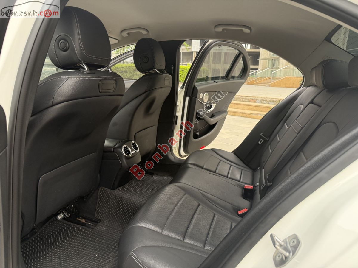 Bán ô tô Mercedes Benz C class C200 - 2019 - xe cũ