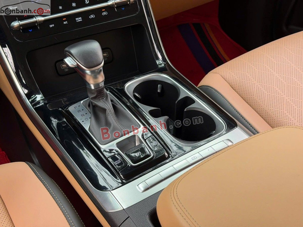 Bán ô tô Kia Carnival Luxury 2.2D - 2022 - xe cũ