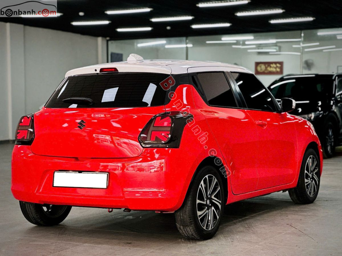 Bán ô tô Suzuki Swift GLX 1.2 AT - 2022 - xe cũ