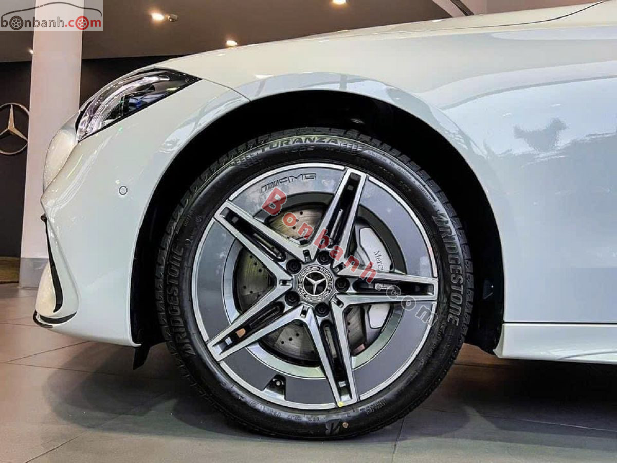 Bán ô tô Mercedes Benz C class C300 AMG - 2026 - xe mới