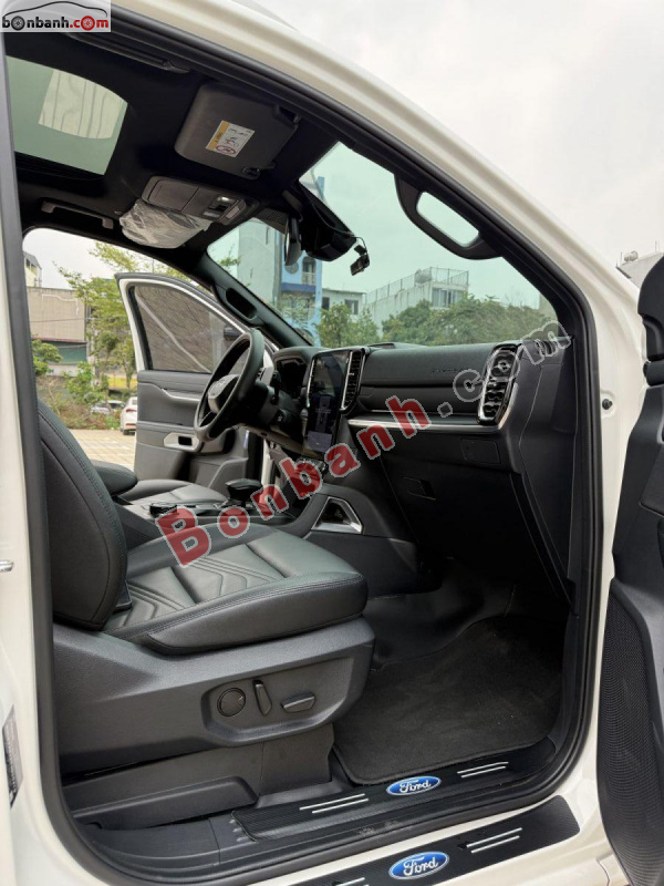 Bán ô tô Ford Everest Titanium Plus 2.0L 4x4 AT - 2025 - xe cũ