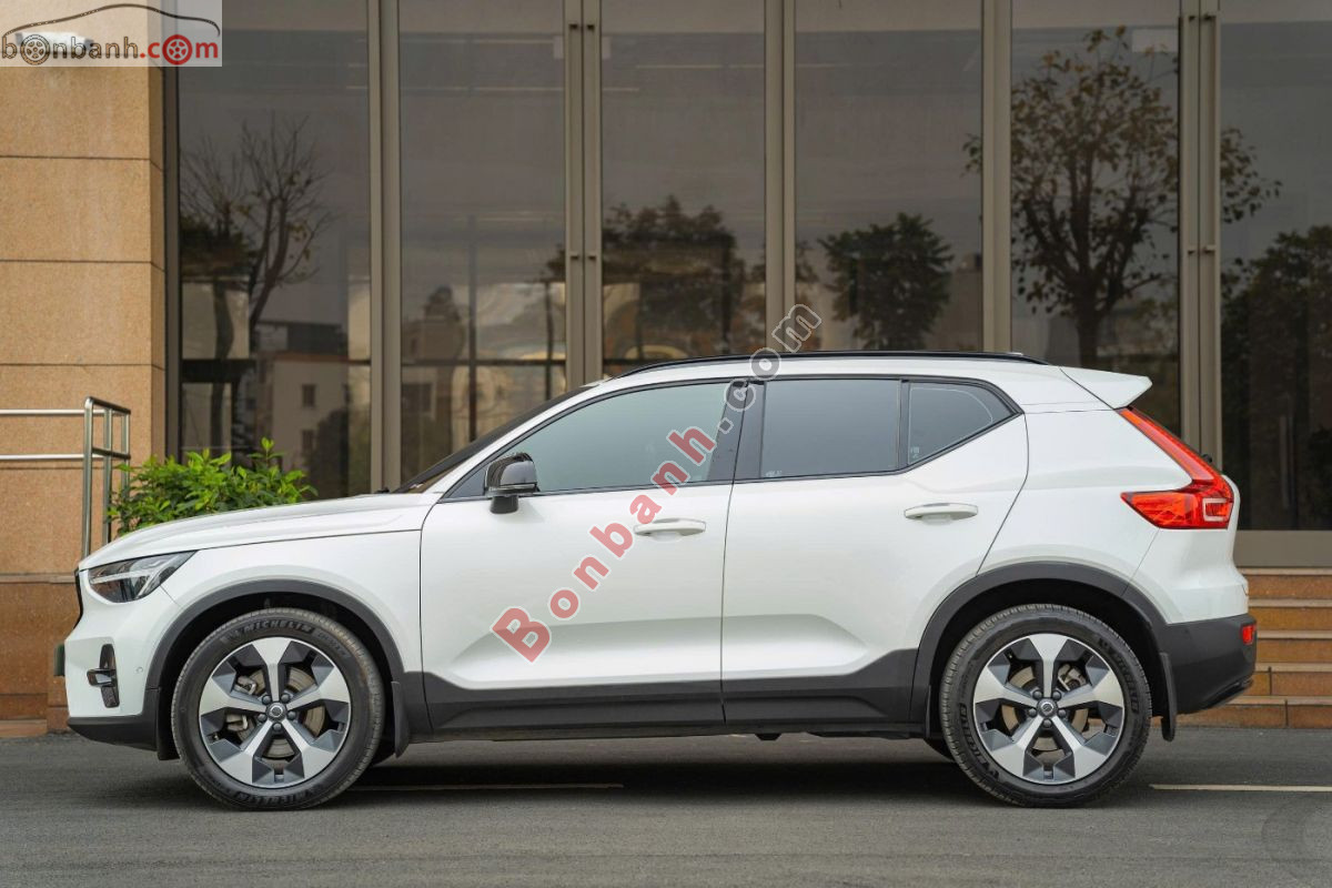 Bán ô tô Volvo XC40 Ultimate B5 AWD - 2023 - xe cũ