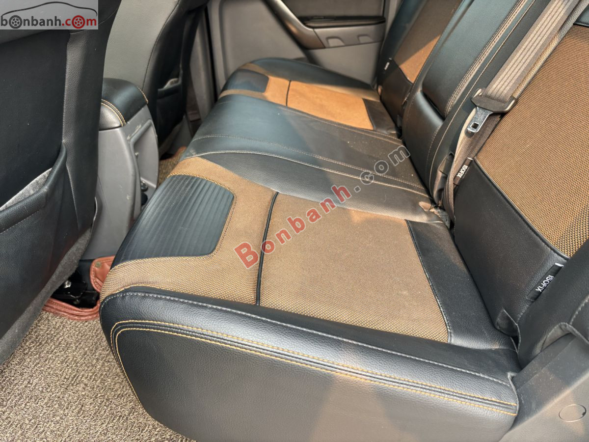 Bán ô tô Ford Ranger Wildtrak 3.2L 4x4 AT - 2016 - xe cũ