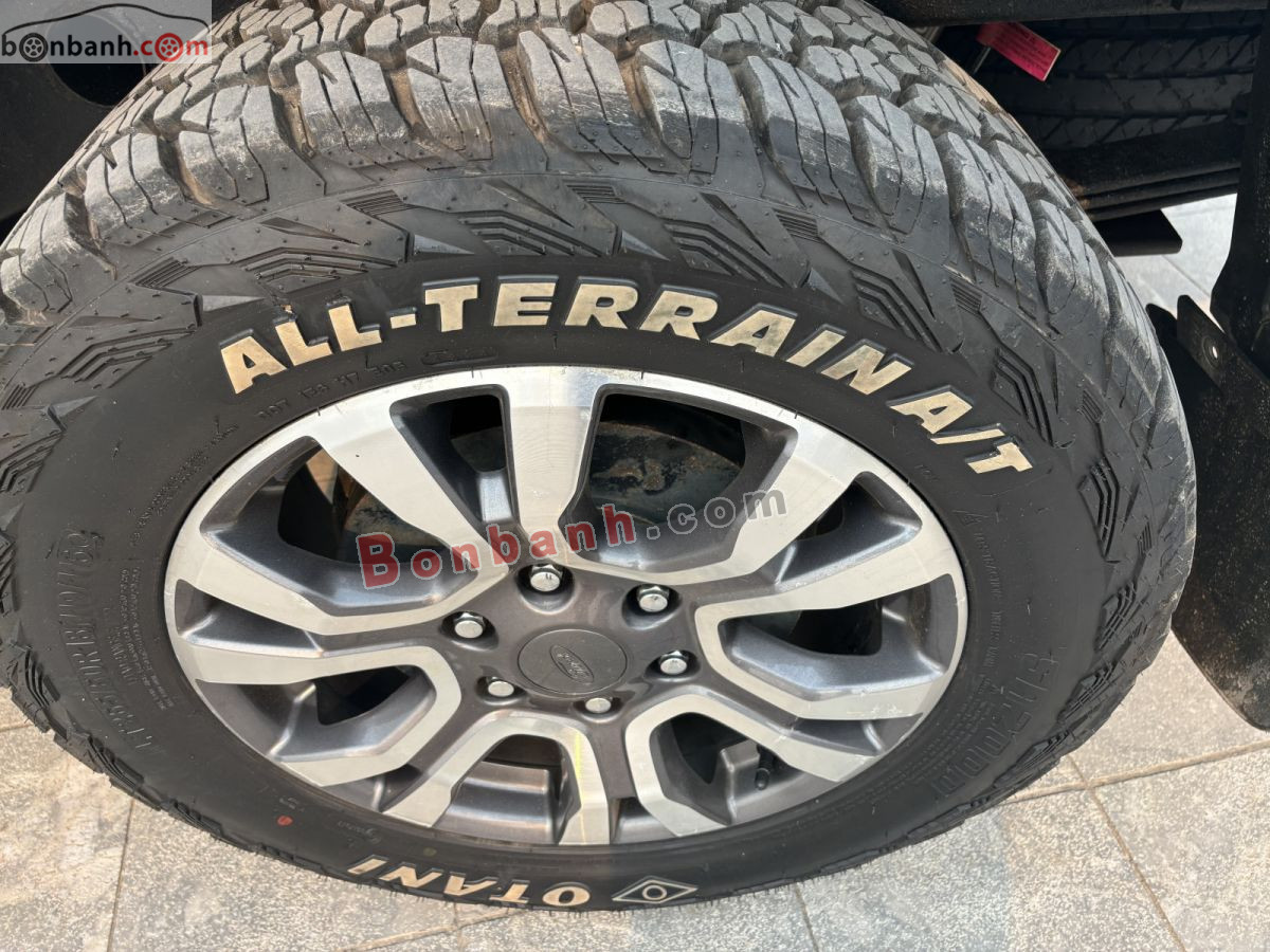 Bán ô tô Ford Ranger Wildtrak 3.2L 4x4 AT - 2016 - xe cũ