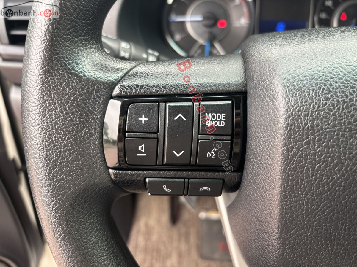 Bán ô tô Toyota Fortuner 2.4G 4x2 MT - 2020 - xe cũ