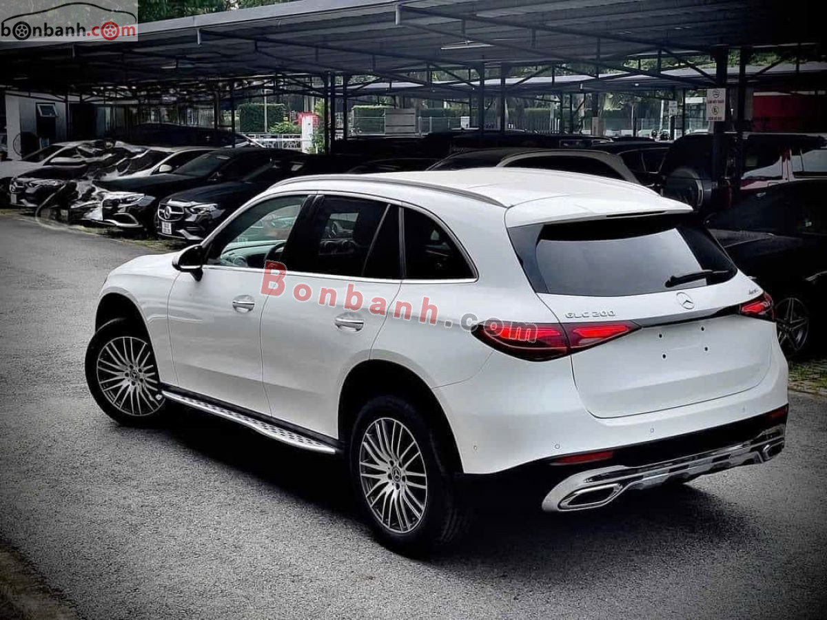 Bán ô tô Mercedes Benz GLC 200 4Matic - 2026 - xe mới
