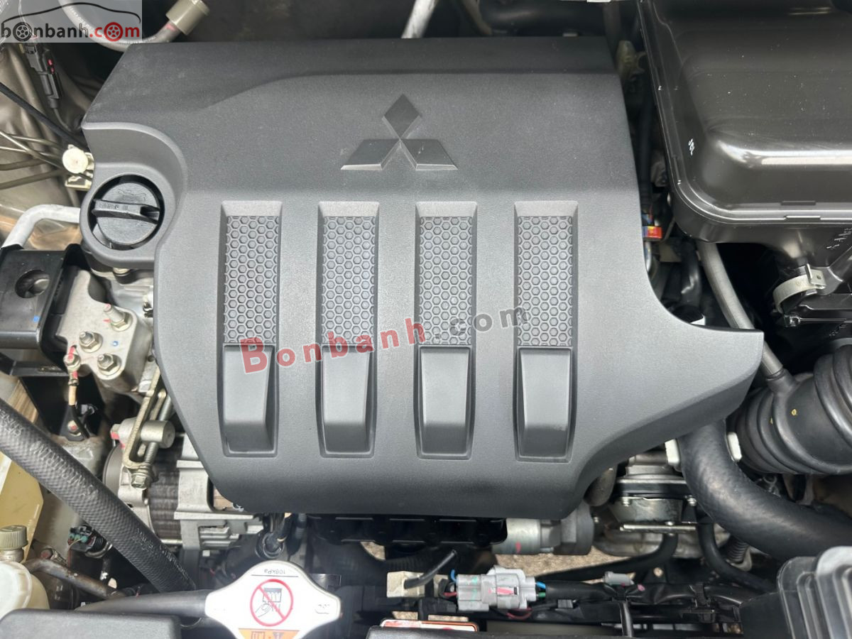 Bán ô tô Mitsubishi Xpander 1.5 AT - 2019 - xe cũ