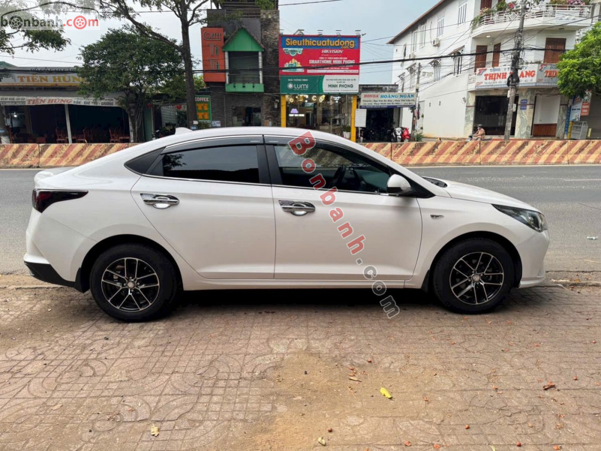 Bán ô tô Hyundai Accent 1.4 MT Tiêu Chuẩn - 2022 - xe cũ