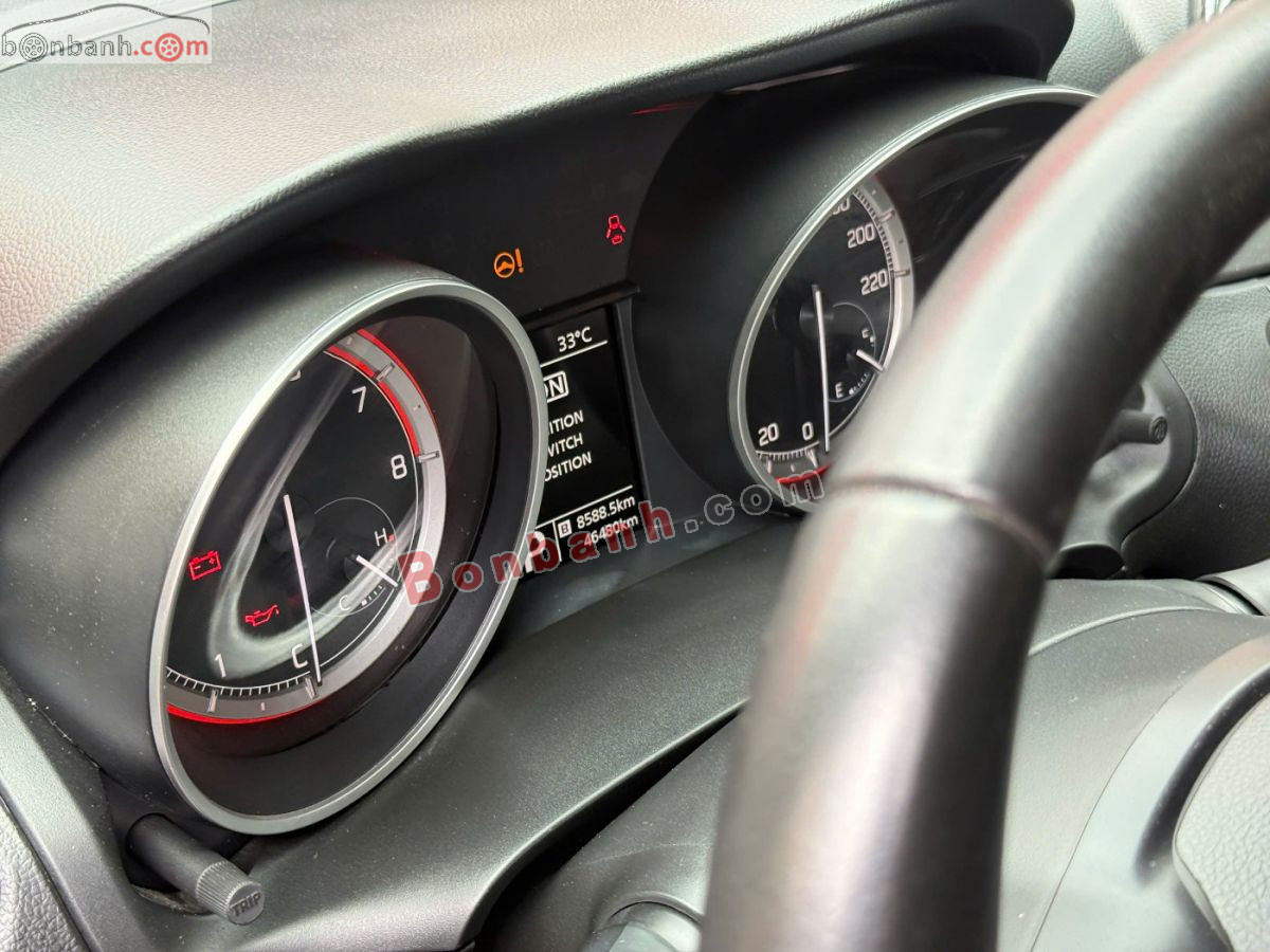 Bán ô tô Suzuki Swift GLX 1.2 AT - 2022 - xe cũ