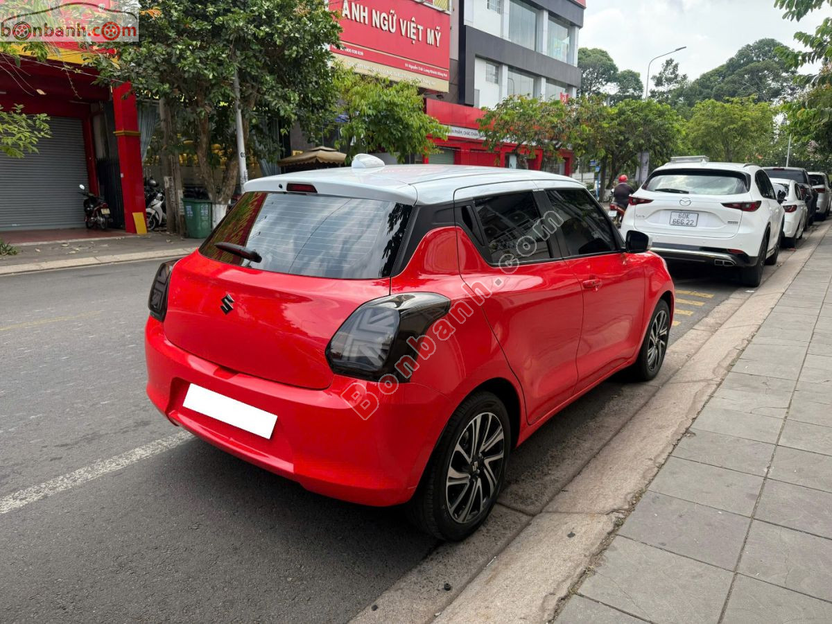 Bán ô tô Suzuki Swift GLX 1.2 AT - 2022 - xe cũ